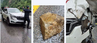 मुग्लिन-नारायणगढ सडकमा गुडिरहेको कारमाथि खस्यो ढुंगा, ३ जना घाइते