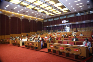 एमालेका ५ सांसद्ले हाले ‘कुलिङ पिरियड’को विपक्षमा संशोधन