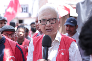 यो गणतन्त्र बुर्जुवा गणतन्त्र हो, देश विकास हुँदैनः नेता गजुरेल