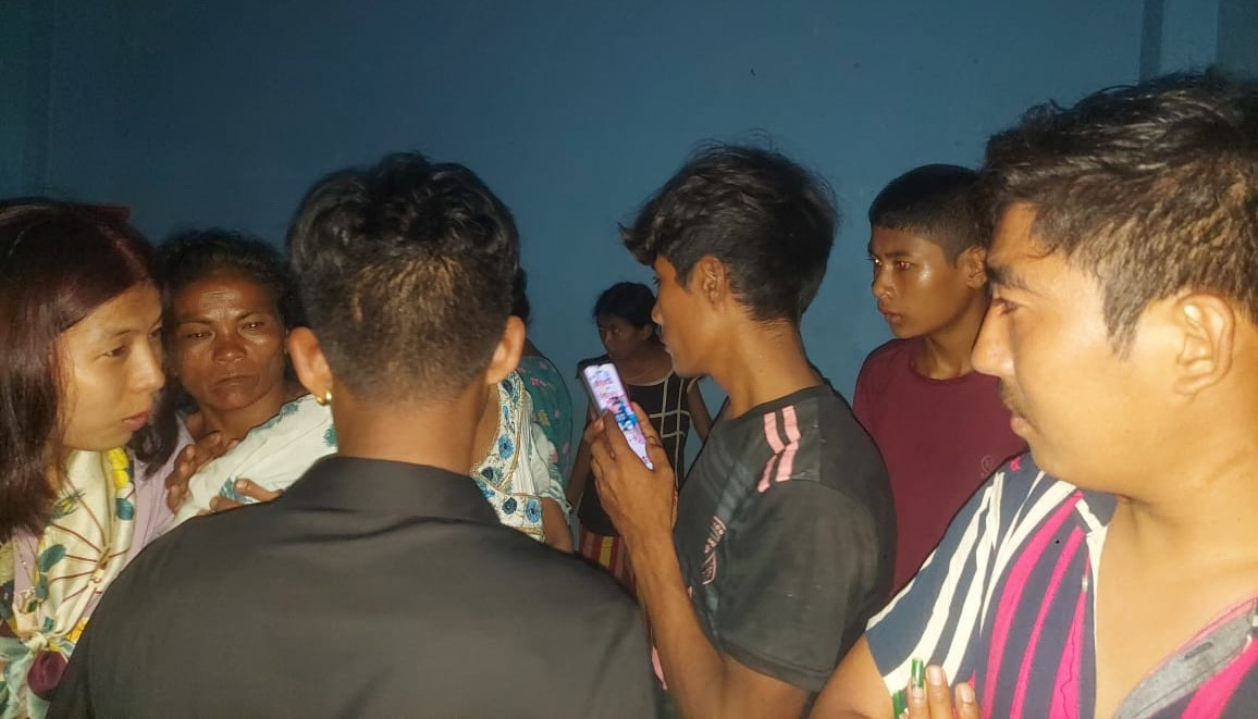 यसरी पुगेका थिए पोखरा हायु परिवारका १६ जना, भने– त्यहाँ बस्न मन लागेन, नयाँ ठाउँ खोज्दै हिँडेका हौं