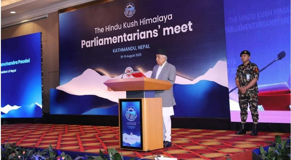 जलवायु परिवर्तनले ल्याएको सङ्कटापन्न अवस्थालाई मिलेर पार लगाऔँ : राष्ट्रपति पाैडेल