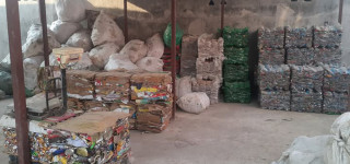 व्यास नगरपालिकाले नकुहिने फोहर बिक्री  गरेर ११ महिनामा कमाए १५ लाख ३२ हजार