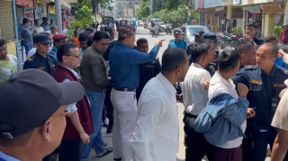 कोशीमा आमसञ्चार विधेयक खारेजीको मागसहित पत्रकार आन्दोलित