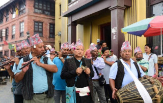 सकियो एक महिना लामो गुँला पर्व