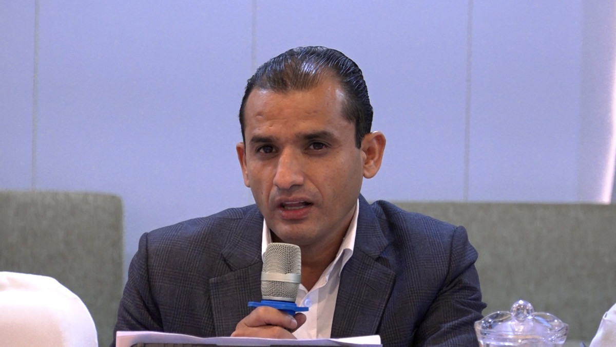 काँग्रेस–एमाले अझै पूर्ण समानुपातिक निर्वाचन प्रणालीमा जान तयार छैनन्ः सांसद सापकोटा