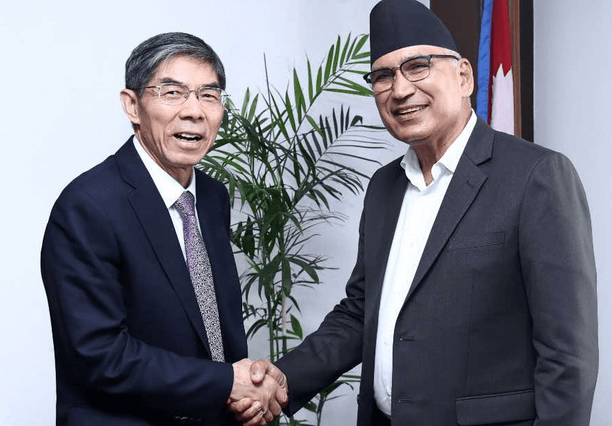 अर्थमन्त्री पौडेल र चीनका उपमन्त्री लिजुनबिच शिष्टाचार भेट