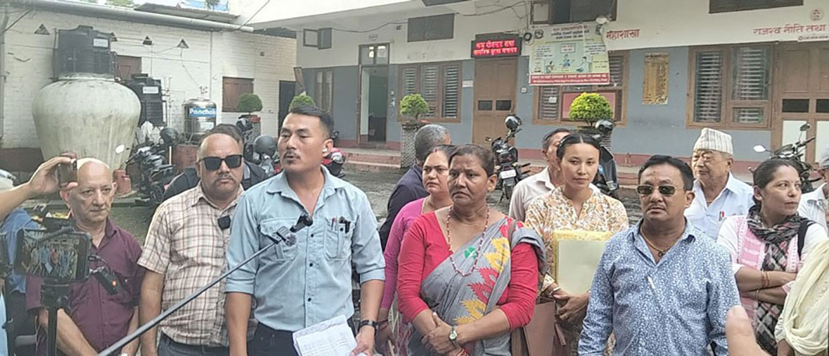 एमालेकाे बहिष्कारपछि हर्क साम्पाङले अल्पमतबाटै गरे बजेट पारितको घोषणा !