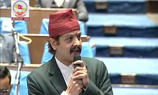 सत्तापक्षको कर्कस र अराजक शैलीका कारण लोकतन्त्र कमजोर भयोः सांसद ढकाल