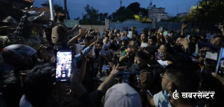 सुशीला हुँदैन, बालेन–हर्क चाहिन्छ भन्दै भद्रकालीस्थित जंगीअड्डा पुगे युवाहरू