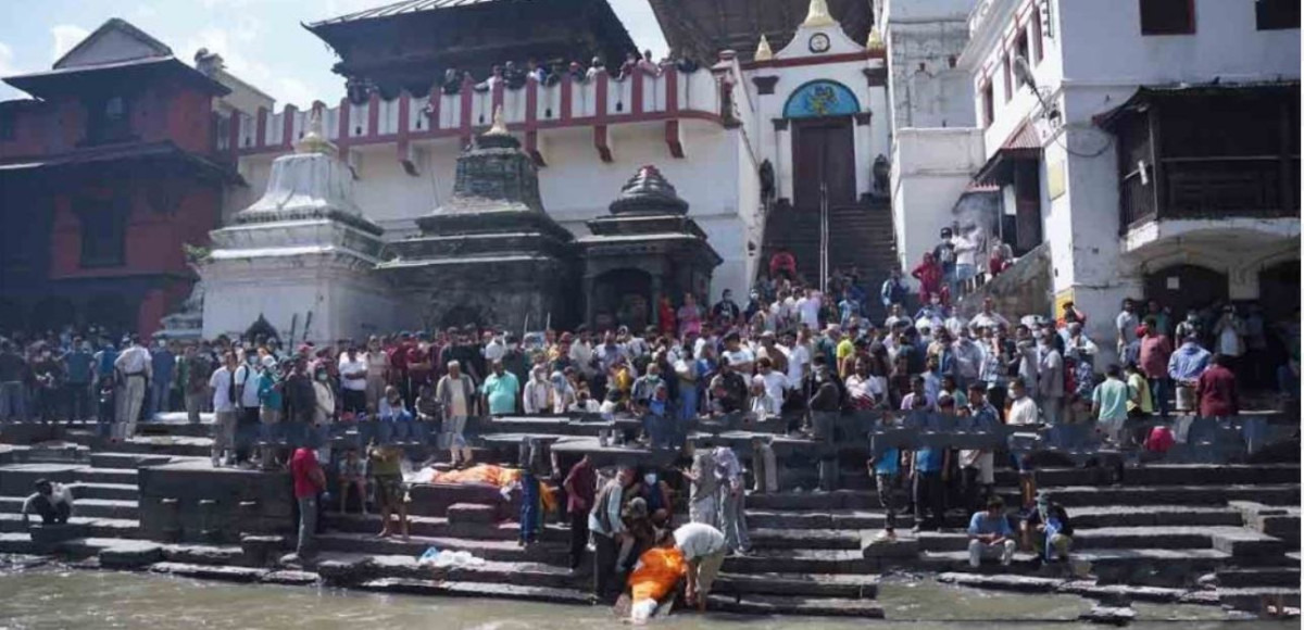 जेनजी आन्दोलनमा ज्यान गुमाएका चार युवाको पशुपति आर्यघाटमा अन्त्येष्टि  गरिदै