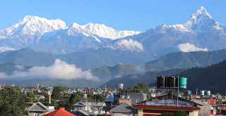 मनमोहक हिमशृंखला