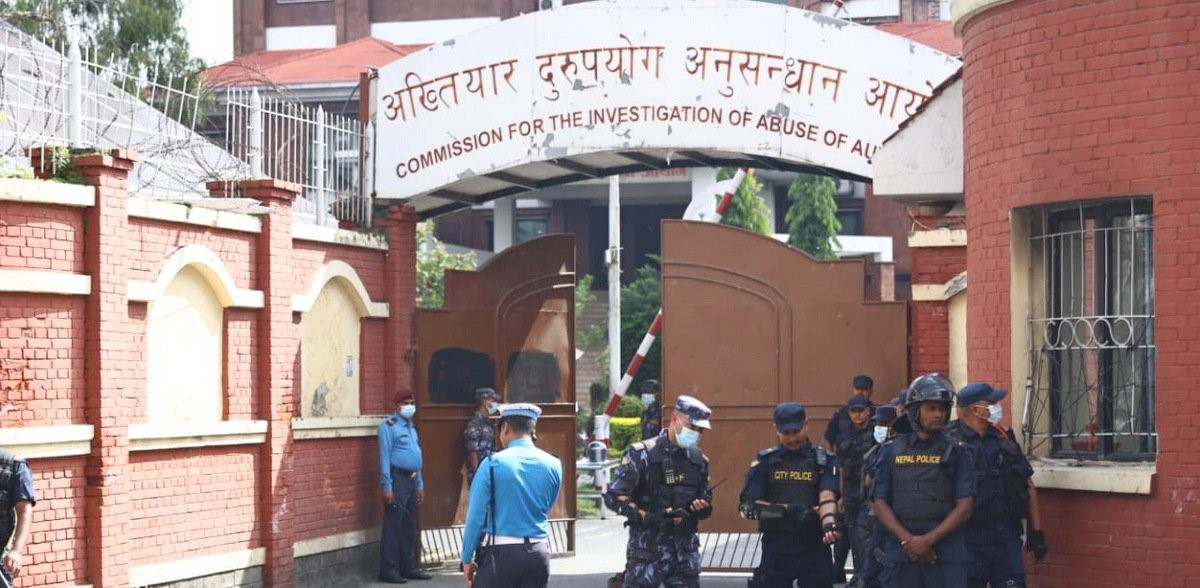 ठेकेदारसँगको सेटिङमा सवा १ करोड भ्याट छली, कर अधिकृतसहितलाई भ्रष्टाचार मुद्दा