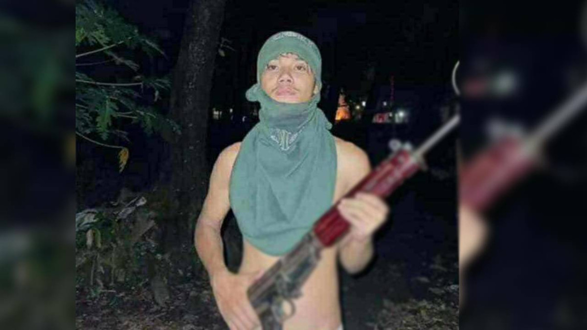 जेन-जी आन्दोलनमा प्रहरीको बन्दुक लिगेर भागेका युवक ब्राउन सुगरसहित पक्राउ