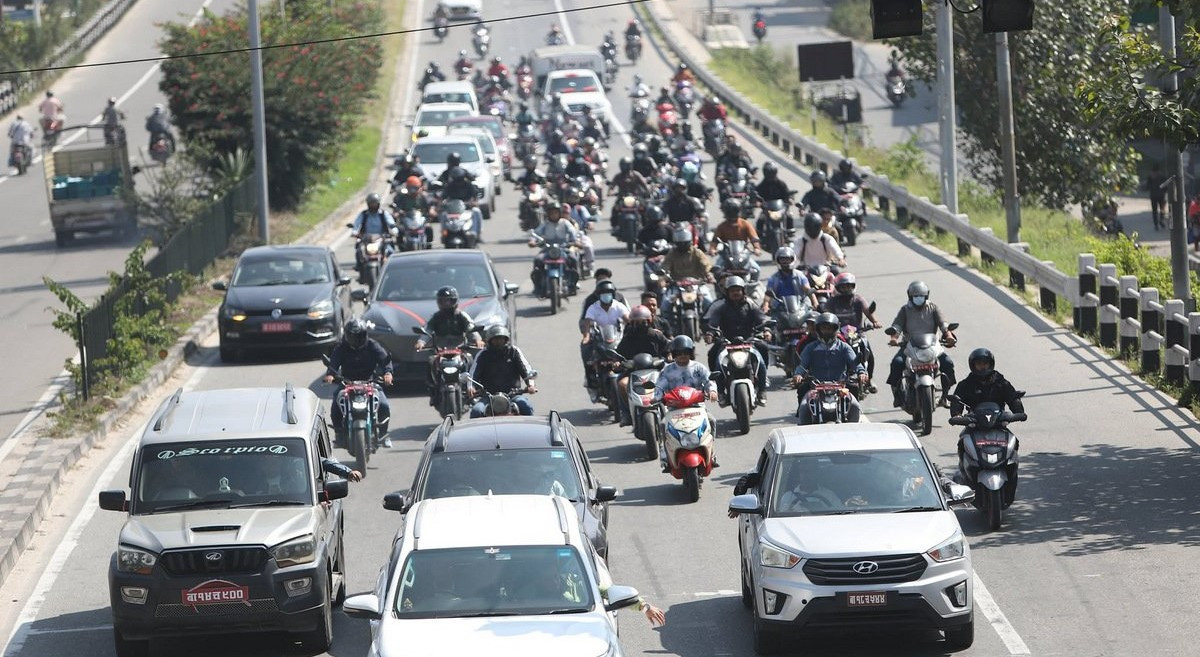 केपी ओलीलाई गुण्डुबाट जावलाखेलसम्म स्कर्टिङ, एमालेको केन्द्रीय समितिको बैठक बस्दै