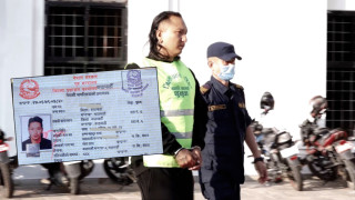 टीओबीका तेन्जिनले नागरिकताका बुबालाई नै नचिनेपछि...