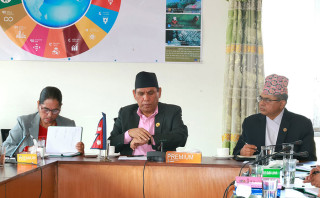 संसदीय बैठकमा पहिलो पटक पुगे अन्तरिम सरकारका मन्त्री