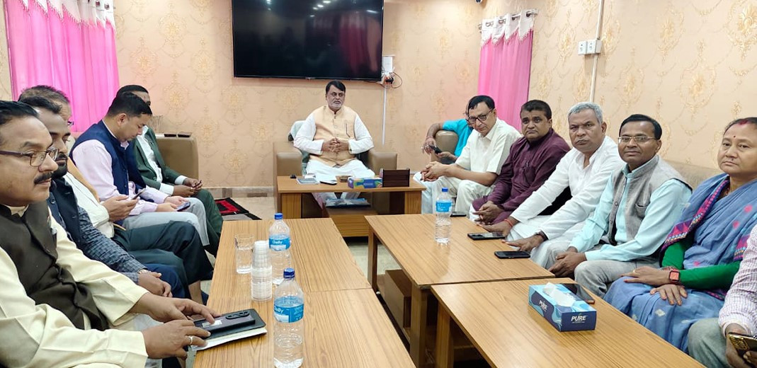 मधेस प्रदेशः काँग्रेससहितका सात राजनीतिक दलहरु छलफलमा