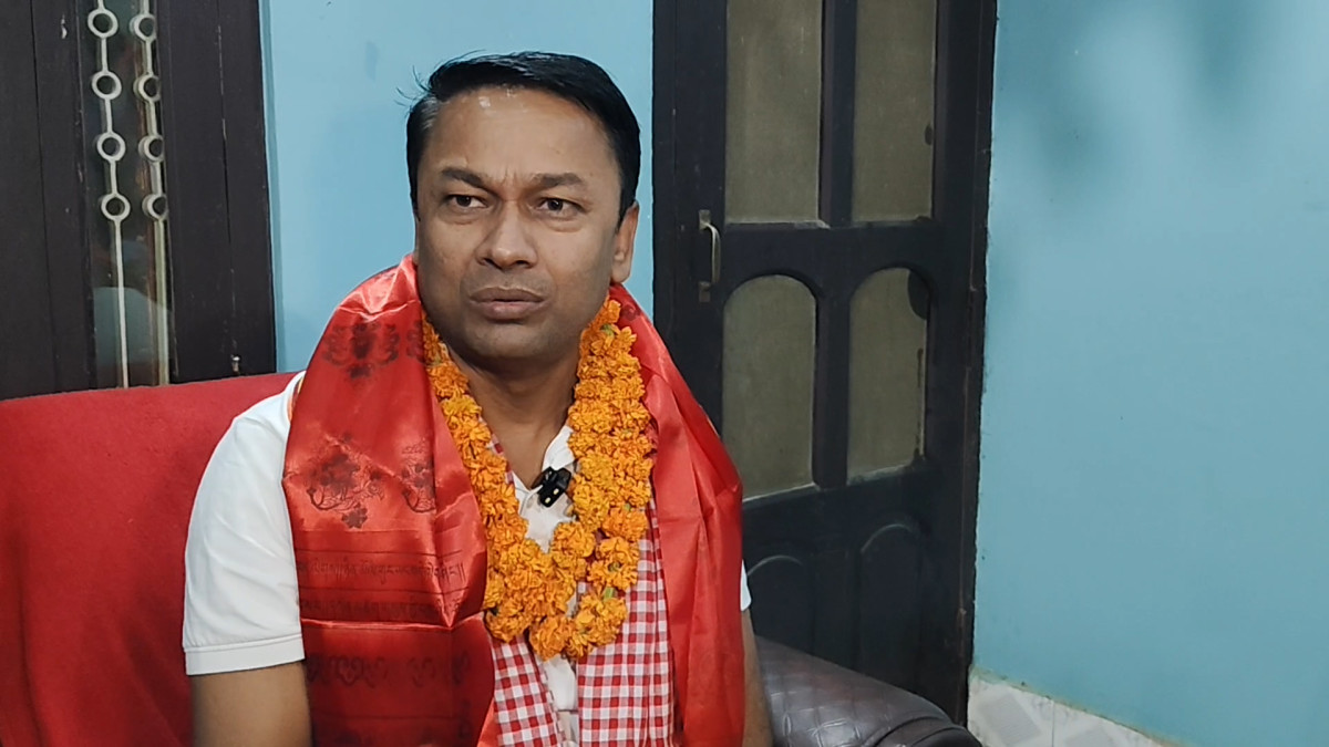 मधेसका मुख्यमन्त्री यादवलाई दीर्घकालीन प्रभाव पार्ने निर्णय नगर्न अन्तरिम आदेश