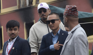 दल दर्ताको कोसिस गर्दै सुदन, तीन समूहका जेन-जीलाई बोलाए छलफलमा