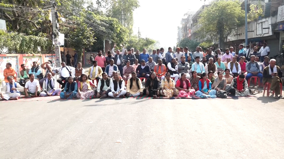 मधेसको मुख्यमन्त्री नियुक्तिको विरोधमा विरोध जारी