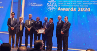 शिखर इन्स्योरेन्सलाई ‘मेरिट प्रमाणपत्र’ प्रदान