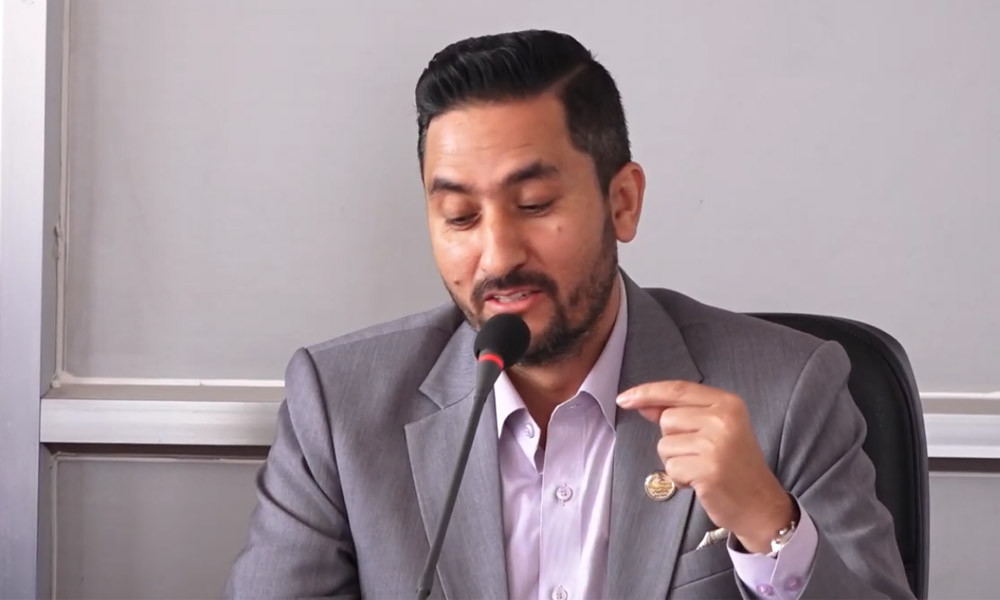 मन्त्री पदबाट राजीनामा दिने तयारीमा खरेल