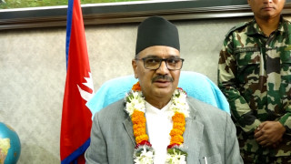 श्रममन्त्री भण्डारीले गरे पदभार ग्रहण, आम नागरिकलाई सुशासनको अनुभुति हुनेगरी काम गर्ने प्रतिवद्धता