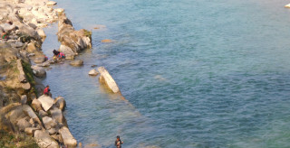 गोरखामा माछा मार्न गएका युवक खोलामा मृत फेला