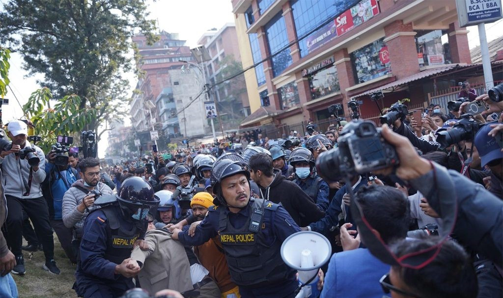 माइतीघर मण्डलाबाट रविकिरणसहित ५ जना पक्राउ