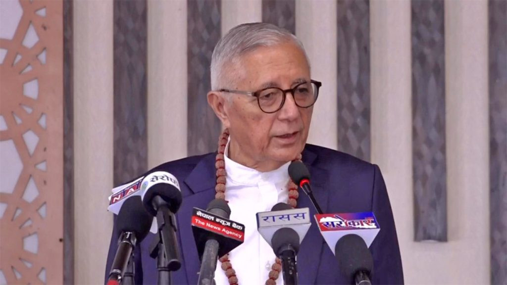 आफू निकट नेता तथा कानुन व्यवसायीहरूसँगको छलफलमा शेखर कोइराला