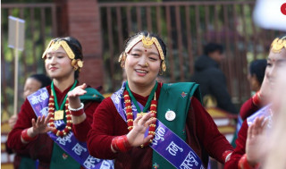 टुँडिखेलमा तमु ल्होसारको यस्तो छ रौनक