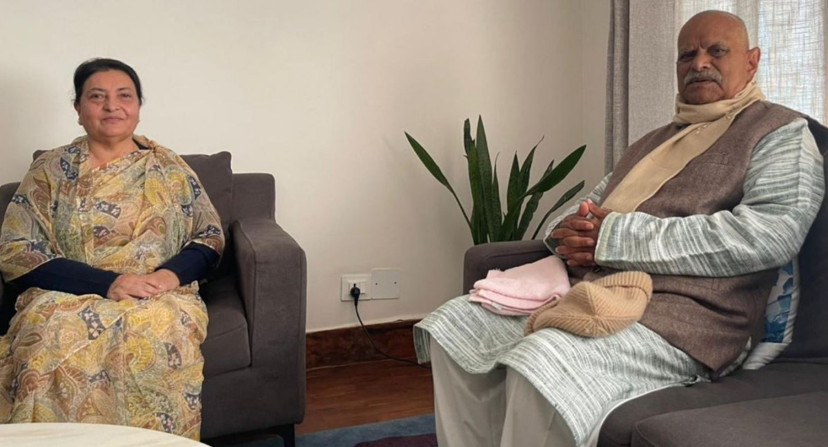 पूर्वराष्ट्रपति यादव र पूर्वराष्ट्रपति भण्डारीको भेटघाट