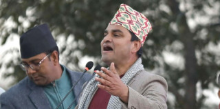 वार्ता स्थलबाट प्रदीप पौडेलले भने, हामी एकताबद्ध, परिवर्तित र सबल नेपाली काङ्ग्रेसको पक्षमा छौँ ।’