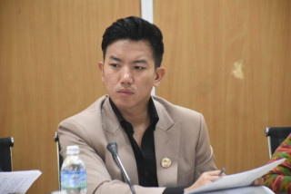 एमालेले इलामबाट नेम्वाङ र कागतेलाई उम्मेदवार बनायो