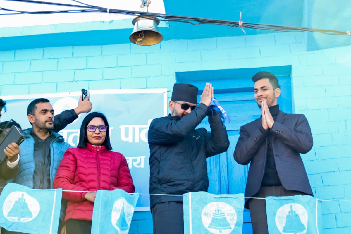 अछाम पुगे बालेन, भूपदेवको पक्षमा मंगलसेनमा