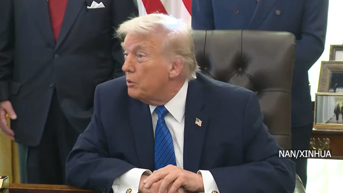 ट्रम्पद्वारा इरानलाई सम्झौताका लागि गोप्य समयसीमाको सङ्केत, अमेरिकाद्वारा सैन्य दबाब वृद्धि