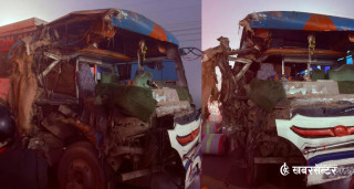 रुपन्देहीमा स्कुल बस र ट्याक्टर जुध्दा २१ जना विद्यार्थी घाइते