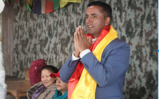 सिन्धुपाल्चोक २ मा युवराज दुलाल (शरद) : घरदैलो तीव्र, विपद्मा गरेको कामको उच्च मूल्यांकन