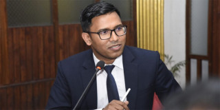 बालेनले स्वकीयमा रोजे प्रदीप परियार