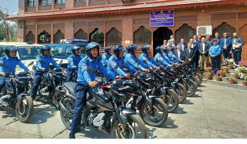 पर्यटक प्रहरीलाई १४ वटा मोटरसाइकल हस्तान्तरण