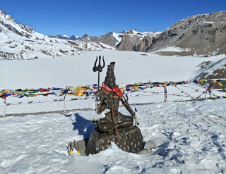 तिलिचो ताल र शिवको मूर्ति