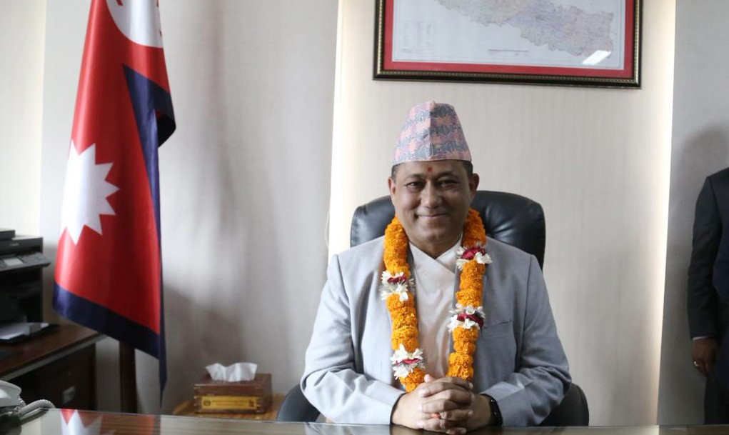 परराष्ट्रमन्त्री शिशिर खनालले गरे पदभार ग्रहण