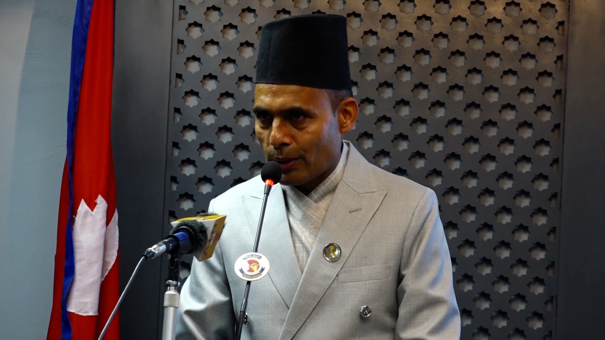 सञ्चारमन्त्रीद्वारा पदभार ग्रहण