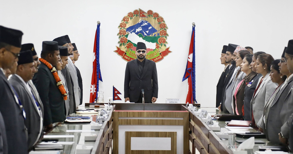 बालेन सरकारको पहिलो मन्त्रिपरिषद् बैठक सुरु