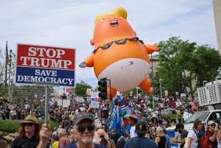 ट्रम्पविरुद्ध लाखौं जनता सडकमा, अमेरिकाभरि ३ हजारभन्दा बढी स्थानमा प्रदर्शन