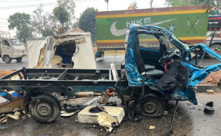 गैंडाकोटमा भयानक सवारी दुर्घटना, एकैठाउँमा ३ गाडी ठोक्किए