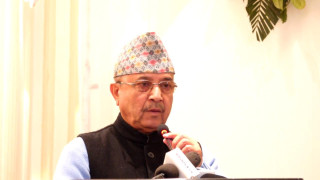 सांसदहरुलाई पूर्णबहादुर खड्काले भने–‘संविधान संशोधनको मुद्दा उठेको छ, ख्याल गर्नुहोला’