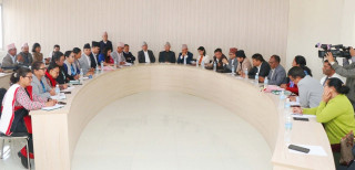 एमाले संसदीय दलको बैठक शुरु