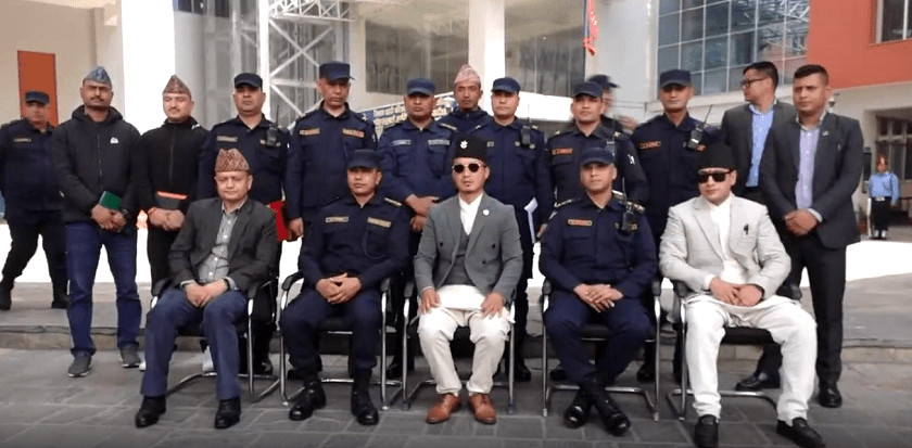 पारदर्शी र नागरिकमैत्री सेवा प्रदान गर्न प्रहरीलाई गृहमन्त्रीको निर्देशन