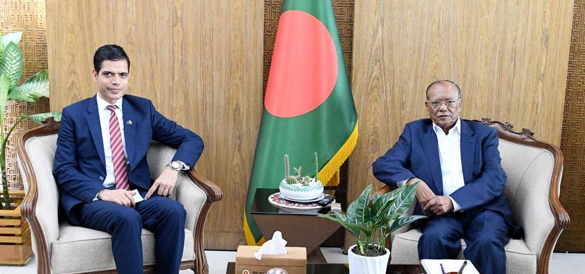 बङ्गलादेशका मन्त्री मिन्टु र राजदूत भण्डारीबिच भेटवार्ता